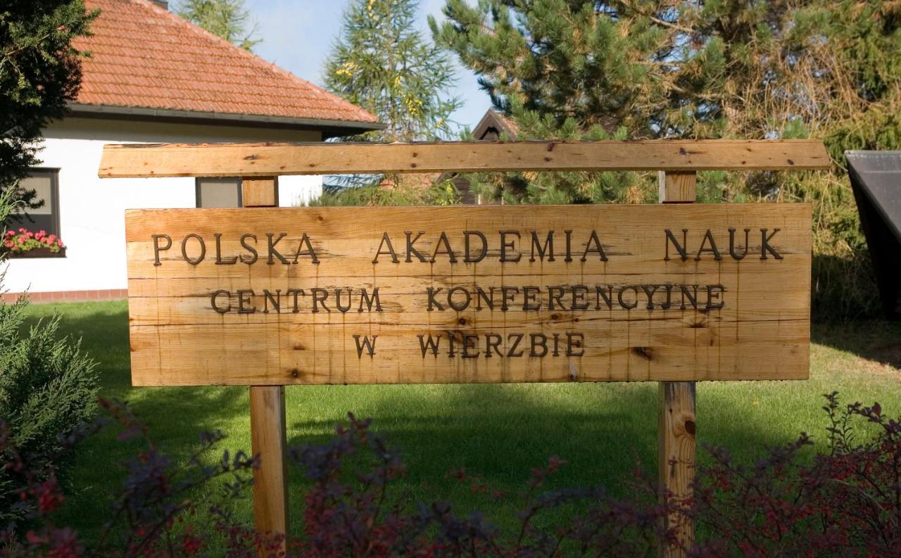 Pan Dom Pracy Tworczej W Wierzbie Wierzba Dış mekan fotoğraf