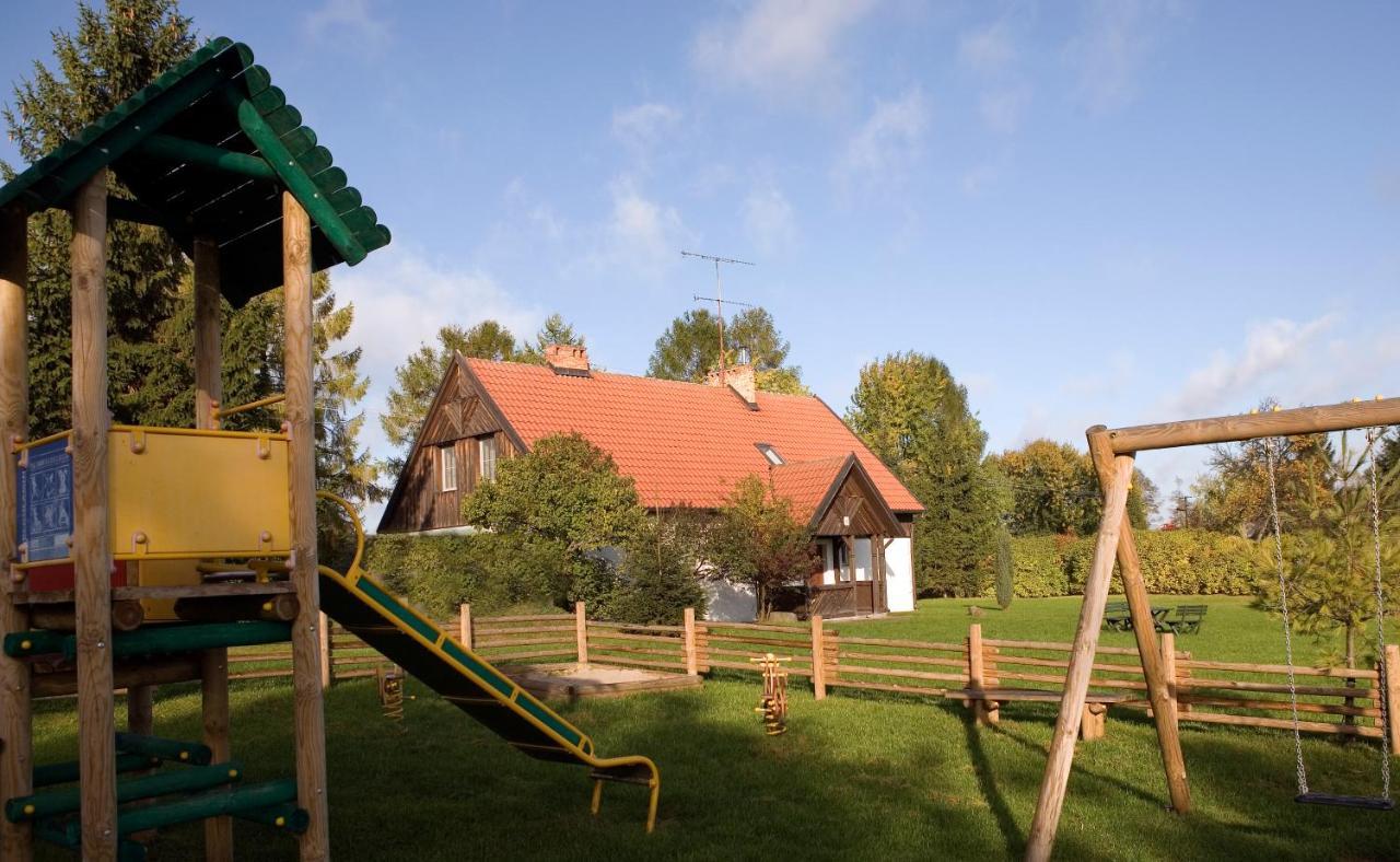 Pan Dom Pracy Tworczej W Wierzbie Wierzba Dış mekan fotoğraf