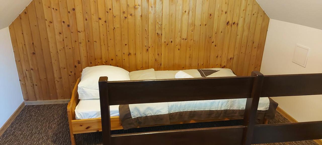 Pan Dom Pracy Tworczej W Wierzbie Wierzba Dış mekan fotoğraf