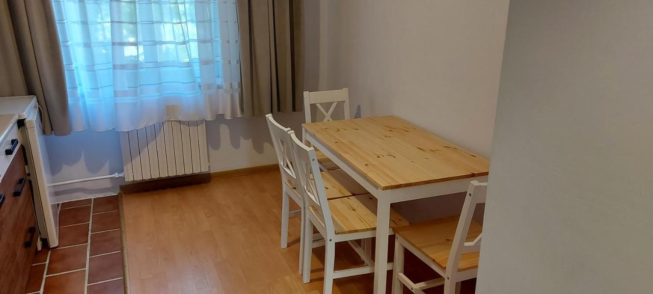 Pan Dom Pracy Tworczej W Wierzbie Wierzba Dış mekan fotoğraf